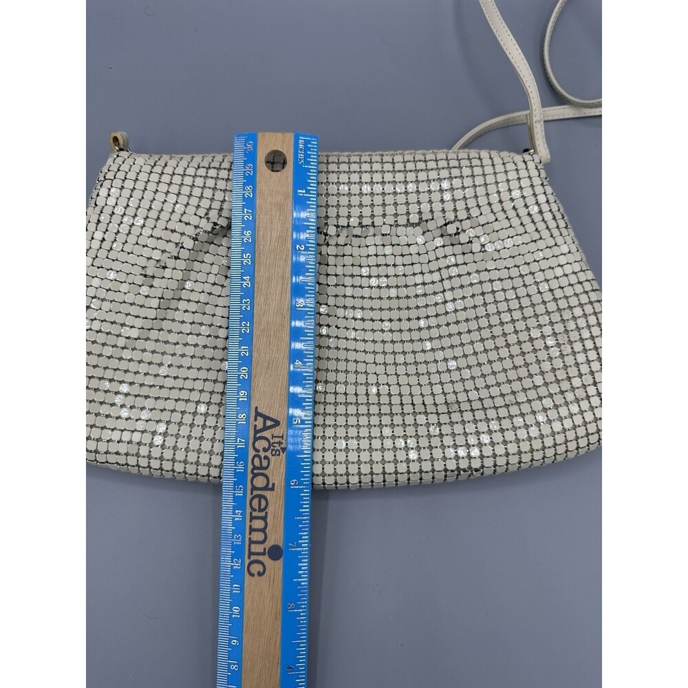 Vintage Aluminum Metal Mesh Cream/White‎ Classic Shoulder  Bag Satin Lining - Picture 4 of 13